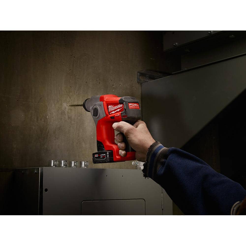 M12 FUEL 12V Lithium-Ion Brushless Cordless 5/8 in. SDS-Plus Rotary Hammer Kit with One 4.0Ah Battery and Bag